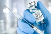 یک فوق تخصص خون و آنکولوژی:  واکسیناسیون HPV در نوجوانی مؤثرترین اقدام پیشگیرانه است/ خودآزمایی فردی جایگزین ماموگرافی نیست